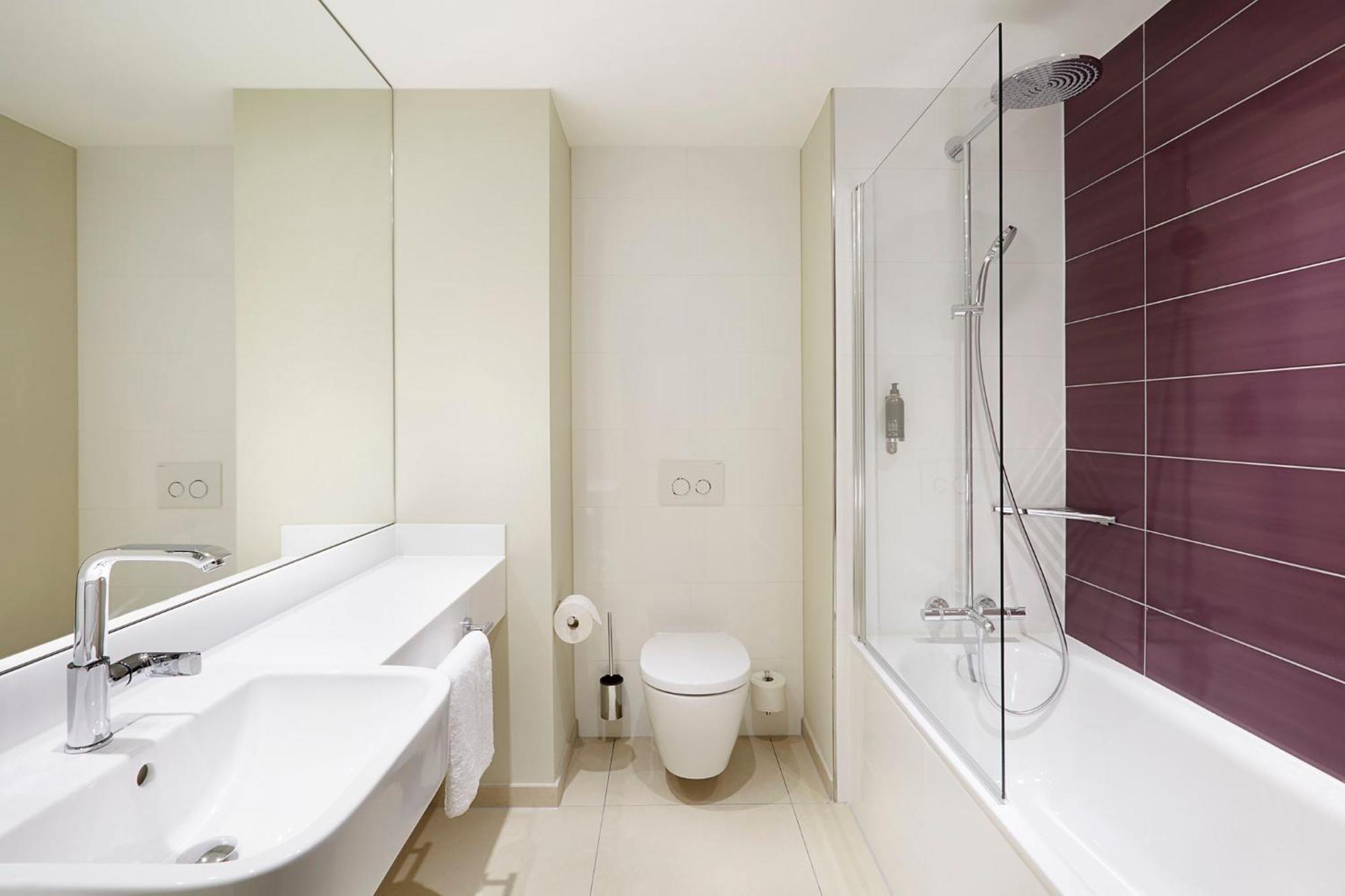 Premier Inn Frankfurt Messe Frankfurt nad Menem Zewnętrze zdjęcie