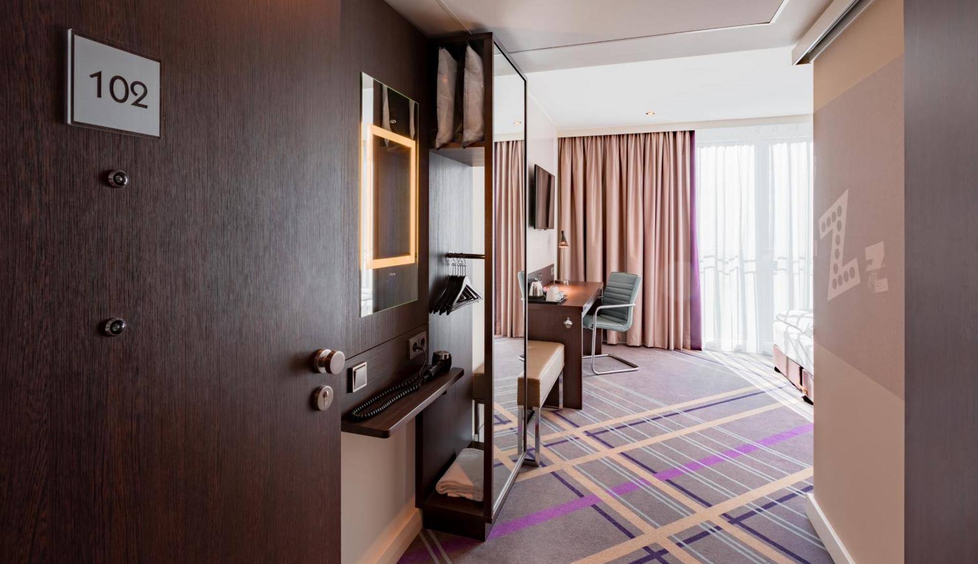 Premier Inn Frankfurt Messe Frankfurt nad Menem Zewnętrze zdjęcie